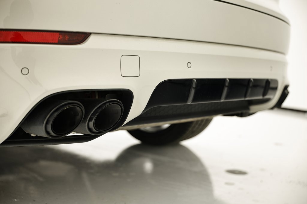 Used 2023 Porsche Cayenne image 15