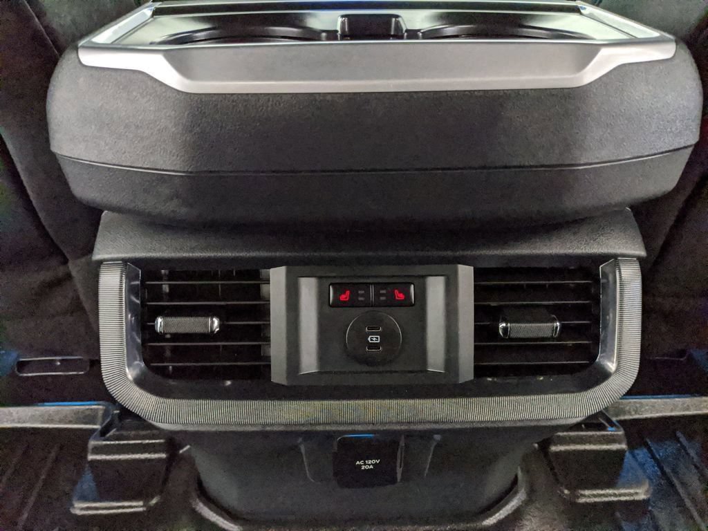 Used 2025 Ford F150 Platinum w/ FX4 Off-Road Package AWD/4WD image 21
