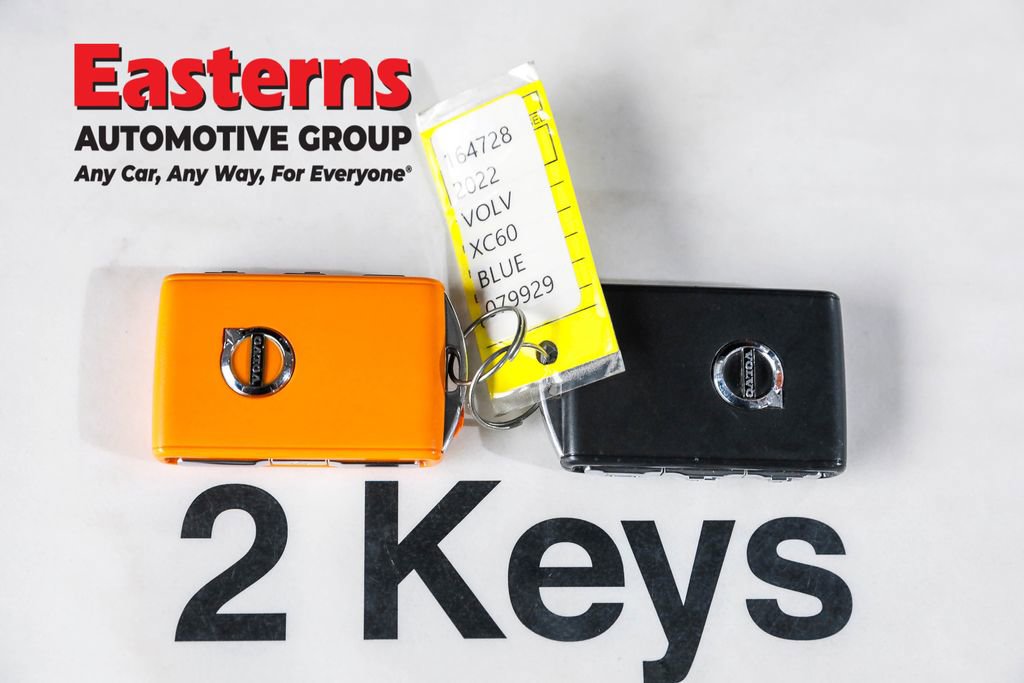 Used 2022 Volvo XC60 B6 Inscription w/ Advanced Package image 25