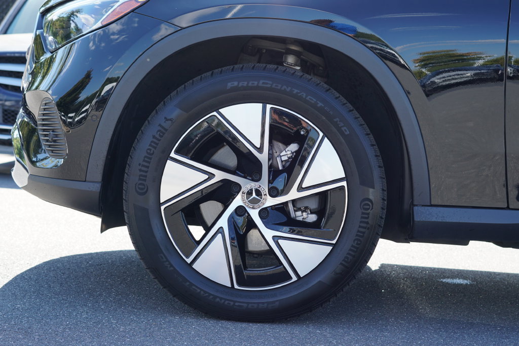 Certified 2024 Mercedes-Benz GLC 300 4MATIC image 9