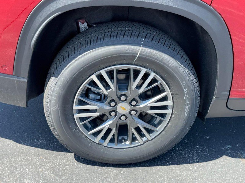 New 2026 Chevrolet Traverse LT w/ Enhanced Driving Package FWD image 23