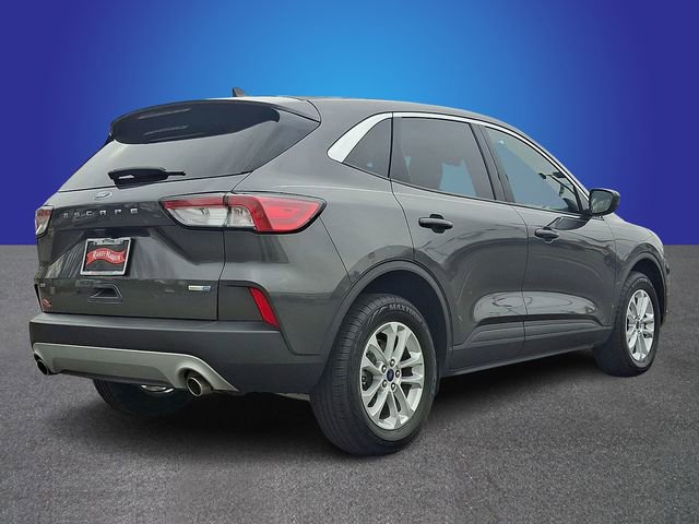 Used 2020 Ford Escape SE image 4