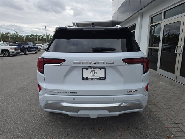 New 2026 GMC Terrain Denali w/ LPO, Floor Liner Package image 7