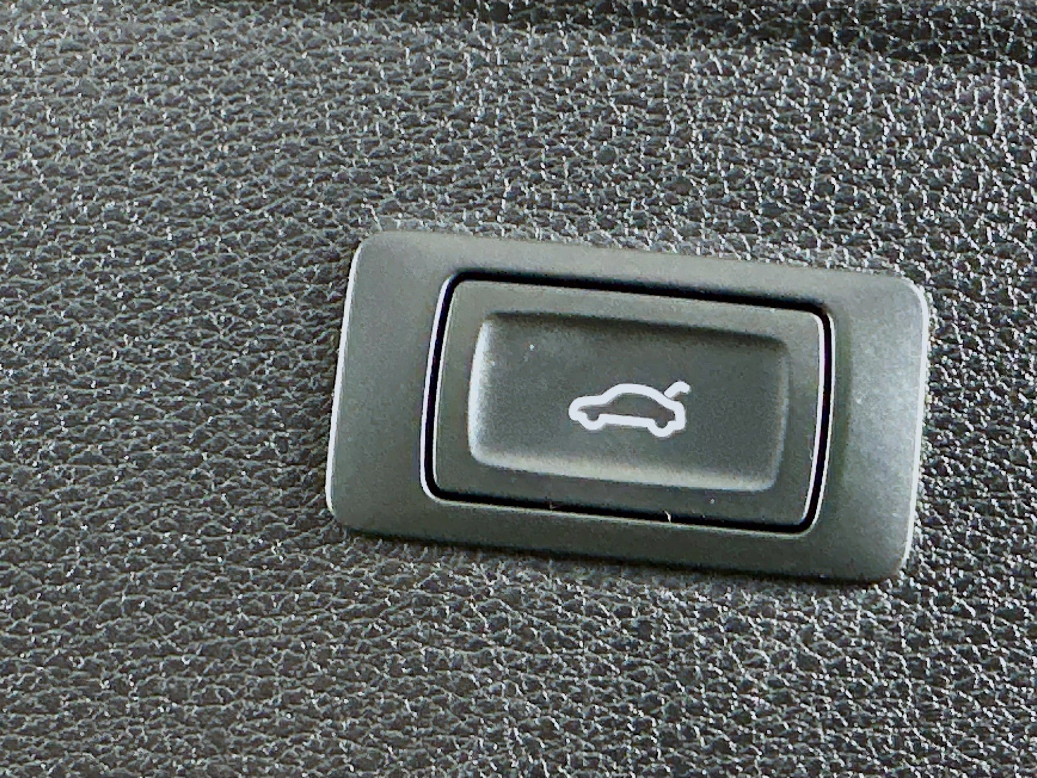 Used 2021 Audi Q5 Premium image 30