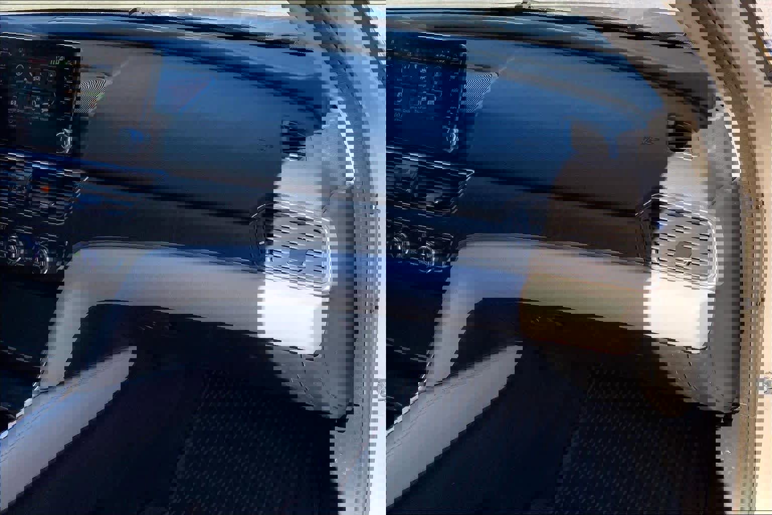 Used 2018 Honda Accord EX-L image 17