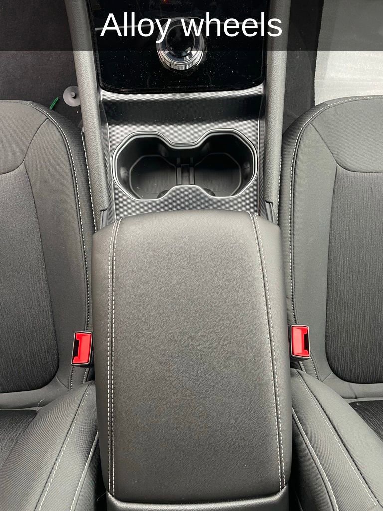 New 2025 Jeep Grand Cherokee Laredo X w/ Luxury Tech Group I image 16