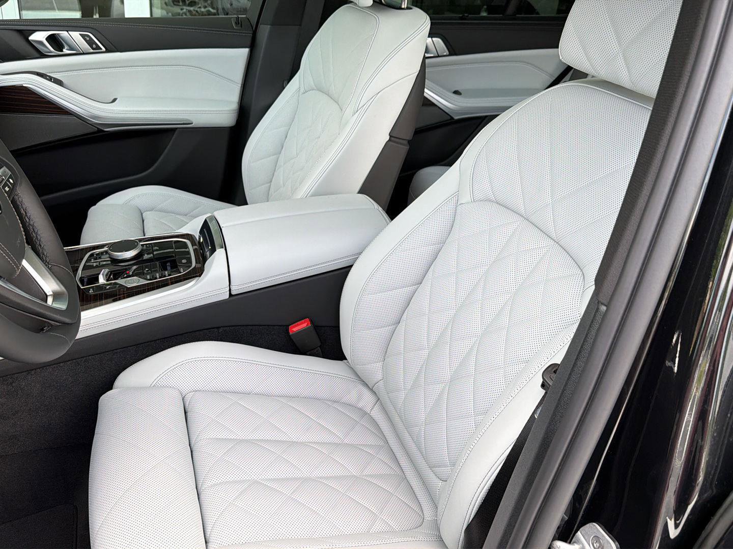New 2026 BMW X5 sDrive40i RWD image 30