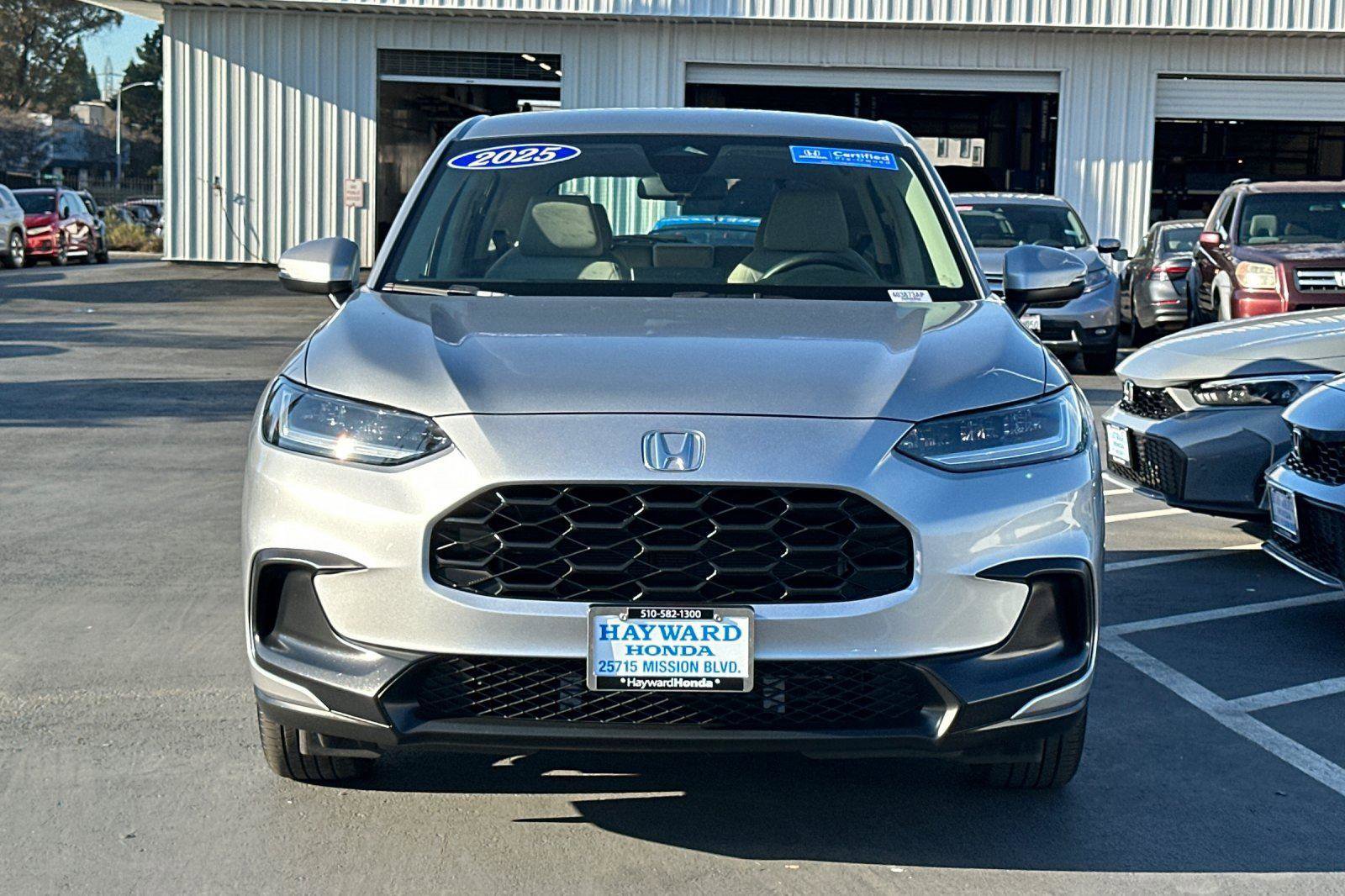 Certified 2025 Honda HR-V LX image 8