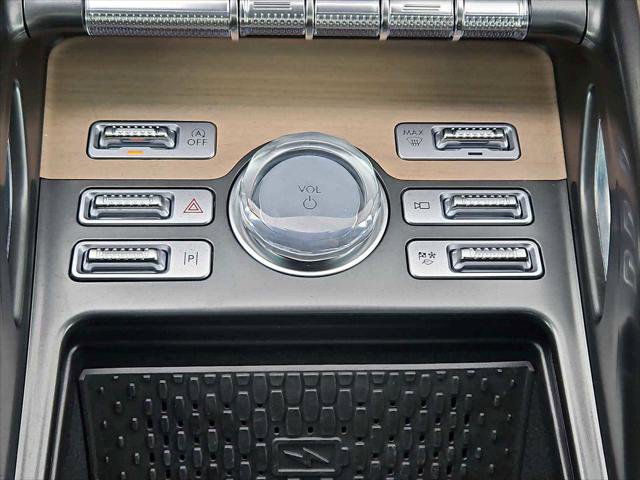 Used 2024 Lincoln Nautilus Reserve w/ Equipment Group 202A AWD/4WD image 20