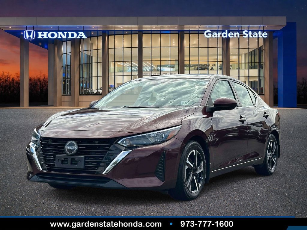 Used 2024 Nissan Sentra SV FWD image 1