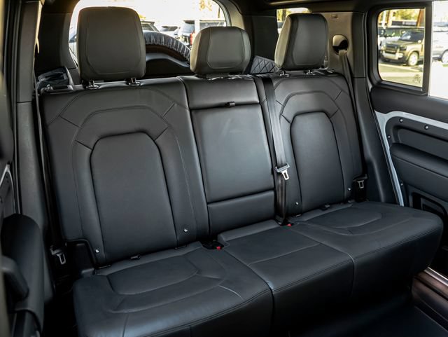 Certified 2023 Land Rover Defender 110 V8 AWD/4WD image 26