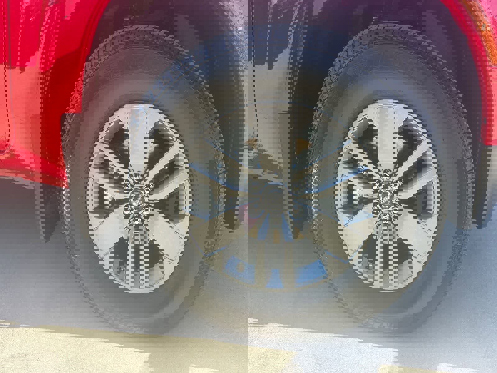 Certified 2025 Nissan Frontier SV image 10