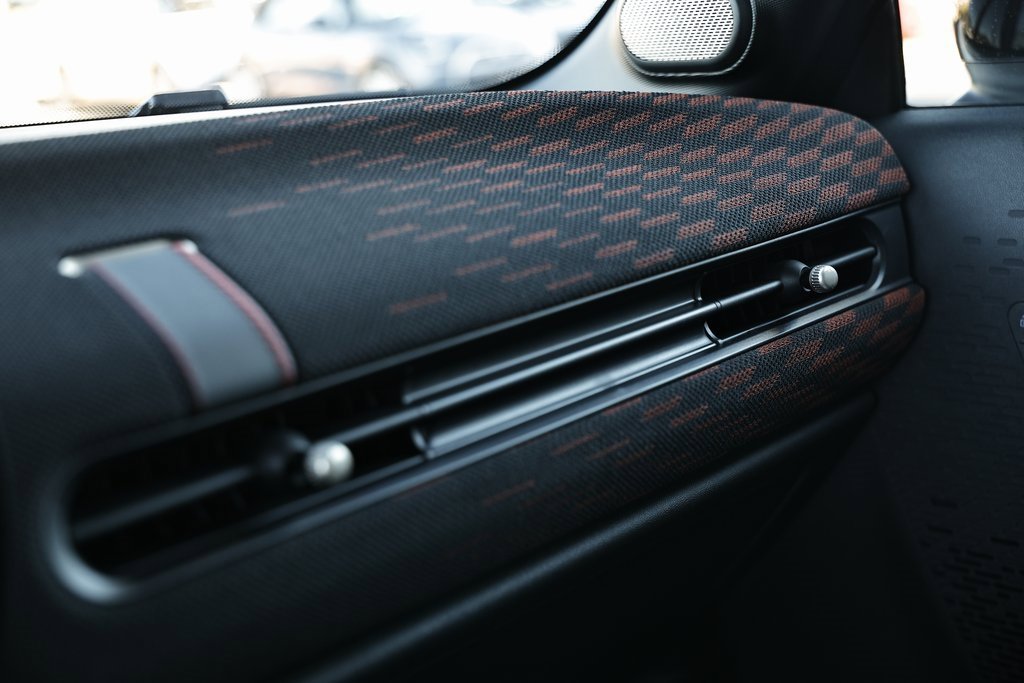 New 2026 MINI Cooper S image 40