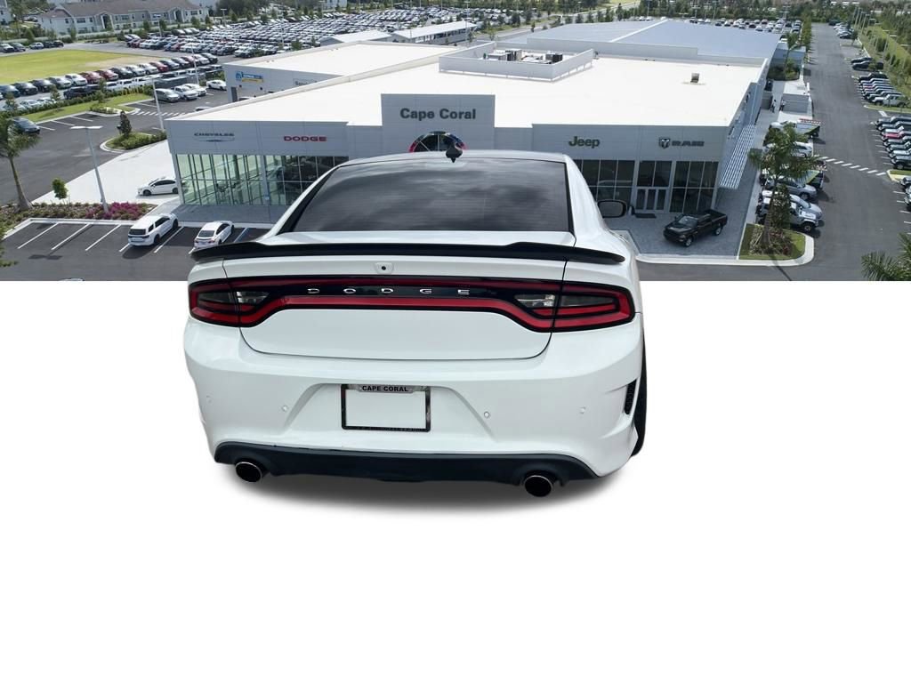 Used 2016 Dodge Charger SRT Hellcat w/ Harman/Kardon Audio Group RWD image 27