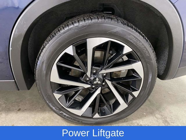 Used 2024 Mitsubishi Outlander SE image 9