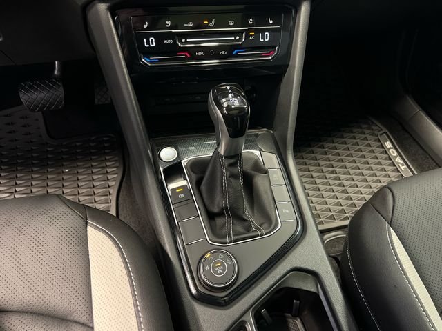 New 2025 Volkswagen Taos SEL AWD/4WD image 19