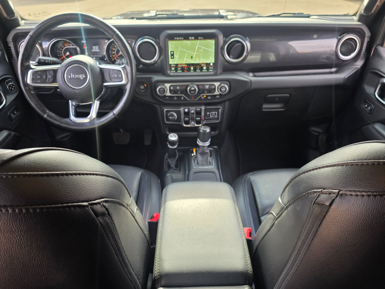 Used 2021 Jeep Wrangler Unlimited Sahara image 14