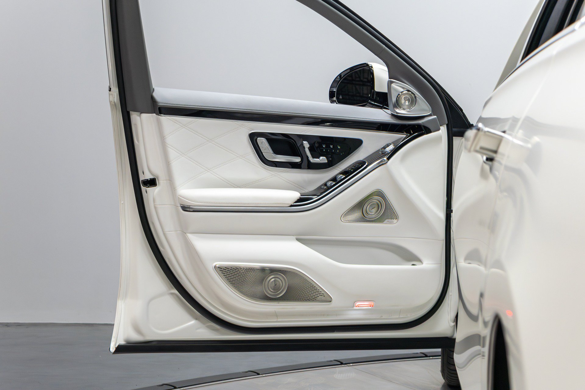 Used 2023 Mercedes-Benz Maybach S 680 4MATIC image 73