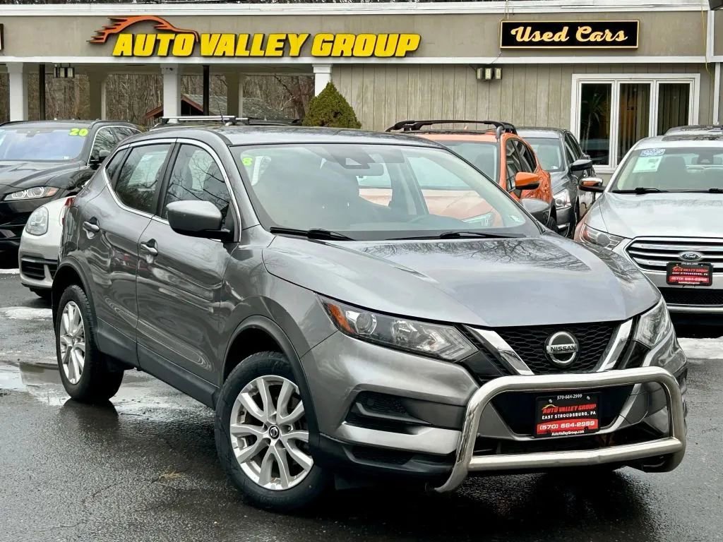 Used 2020 Nissan Rogue Sport S w/ Appearance Package image 1