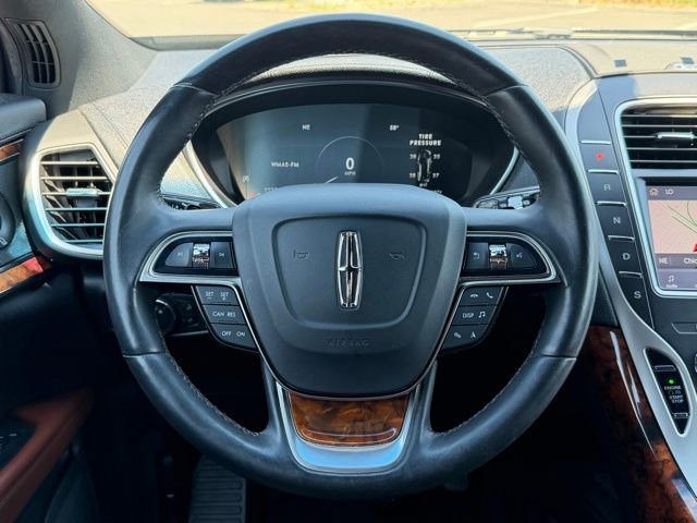 Used 2020 Lincoln Nautilus Reserve w/ Monochromatic Package AWD/4WD image 13