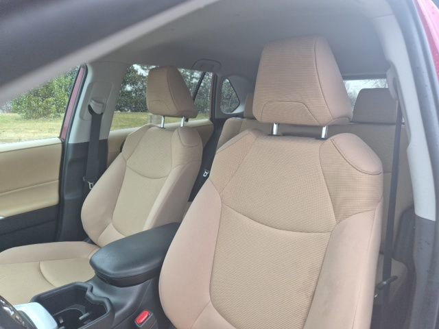 Used 2023 Toyota RAV4 LE image 16