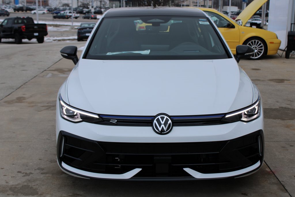 New 2026 Volkswagen Golf image 2