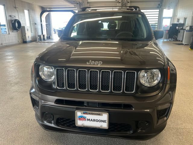 Used 2020 Jeep Renegade Sport w/ Sport Appearance Group AWD/4WD image 2