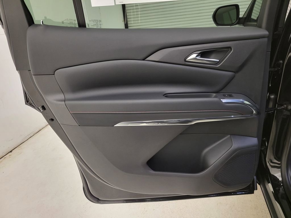 New 2026 Chevrolet Traverse Z71 w/ Driver Confidence Package image 44