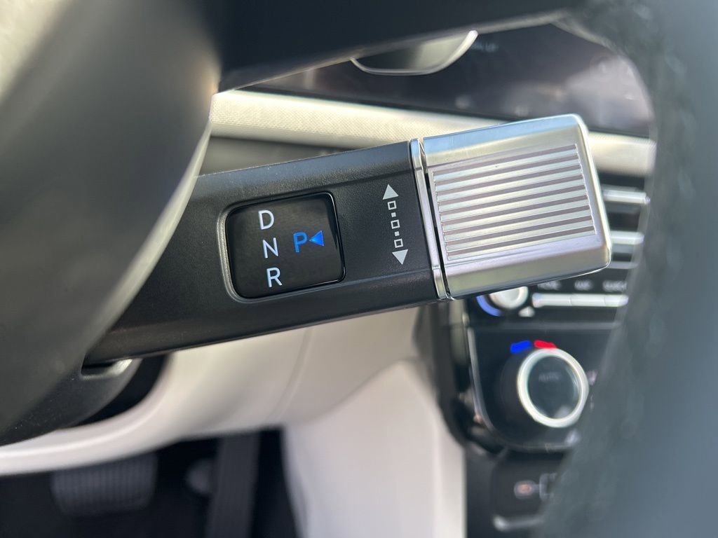 New 2026 Hyundai Tucson Limited image 17