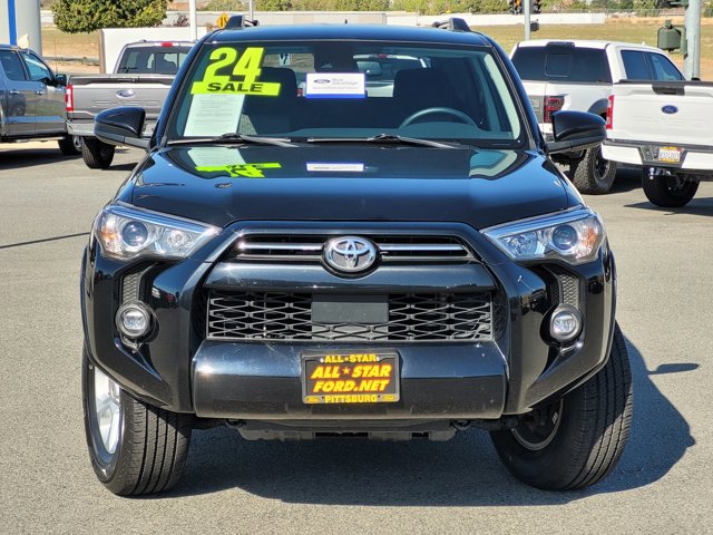 Used 2024 Toyota 4Runner SR5 image 2