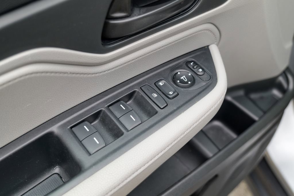 Used 2023 Honda Odyssey EX-L image 19