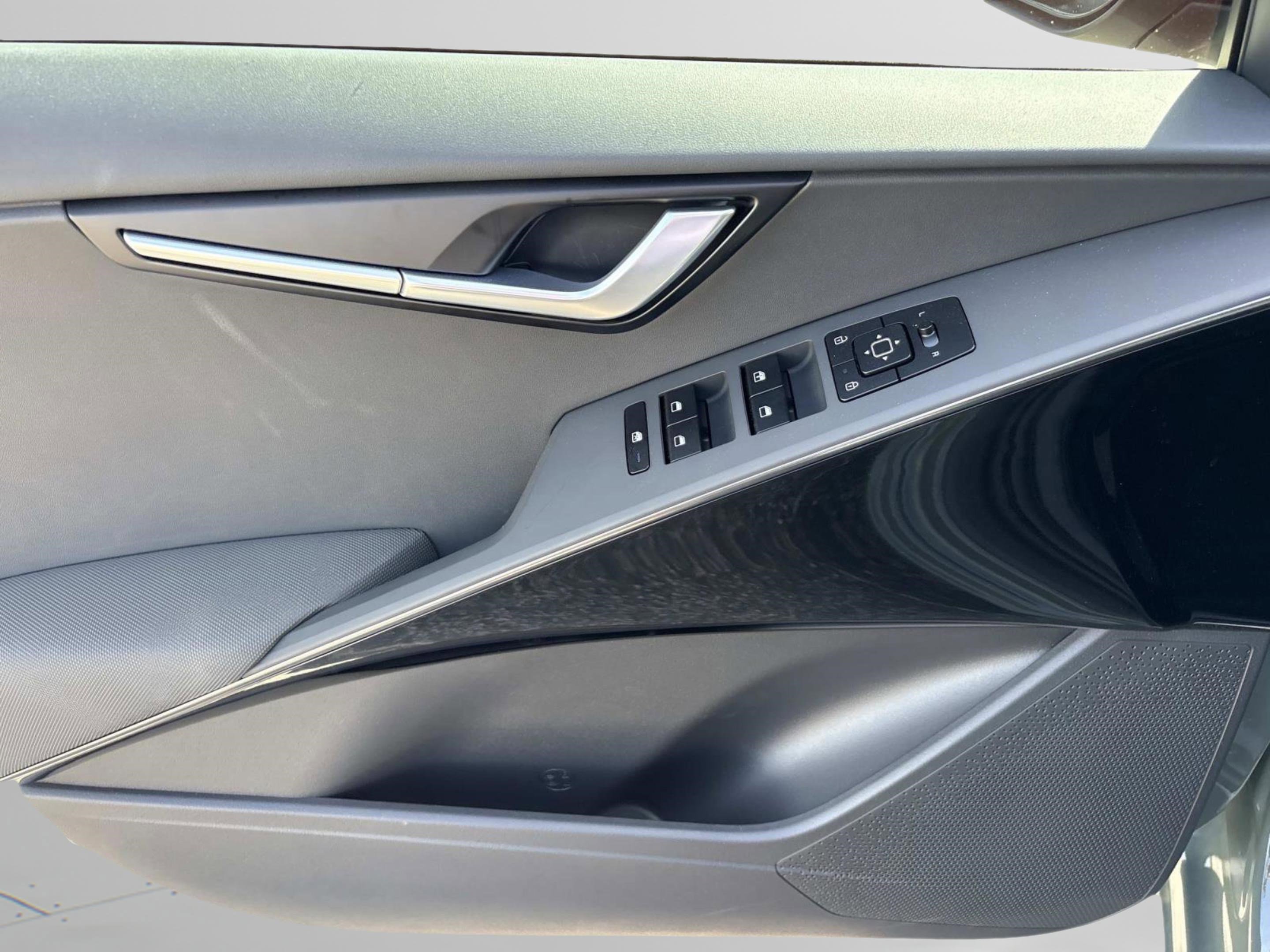 New 2026 Kia Niro EX image 19