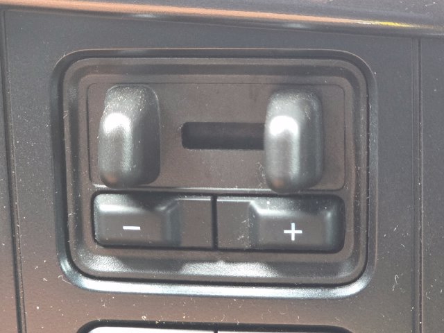 Used 2025 Ford F150 STX AWD/4WD image 14