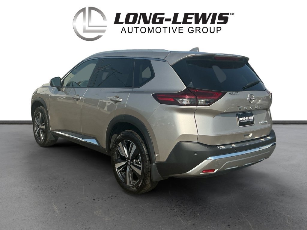 Used 2023 Nissan Rogue Platinum w/ Platinum Premium Package FWD image 4