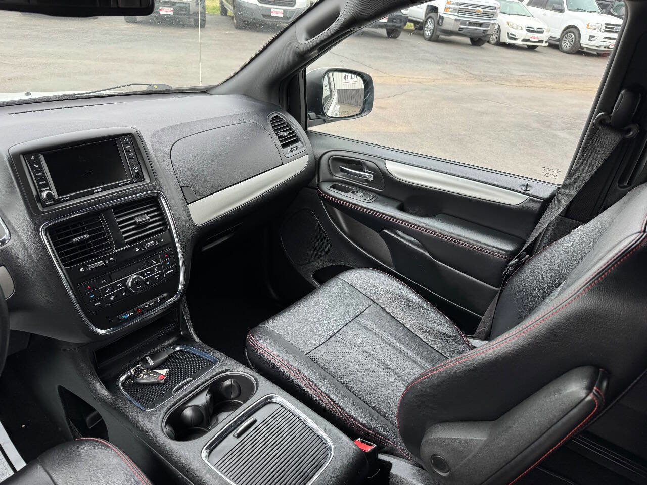 Used 2019 Dodge Grand Caravan GT FWD image 15