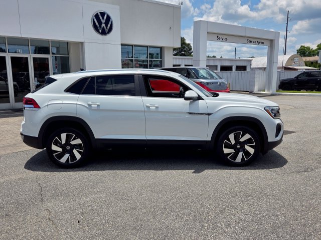 New 2026 Volkswagen Atlas Cross Sport SE FWD image 15