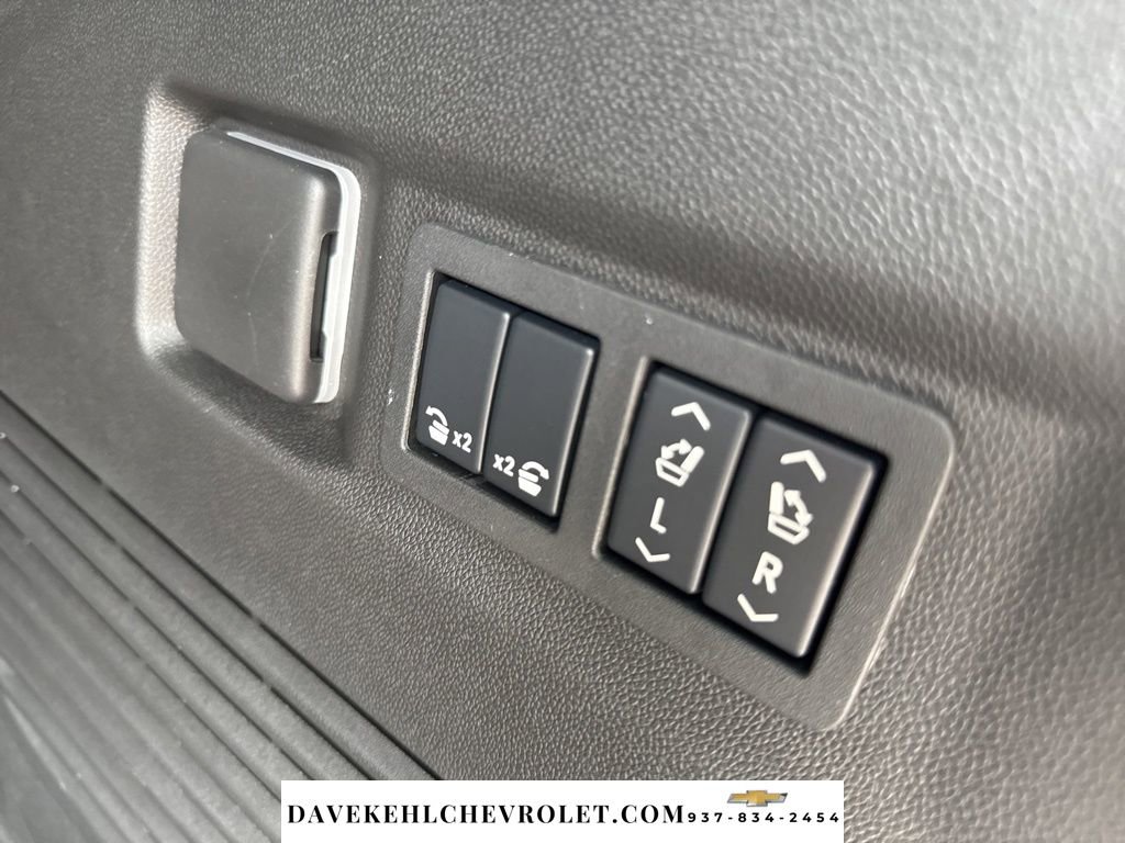 Used 2026 Chevrolet Tahoe High Country w/ Sun And Tow Package image 33