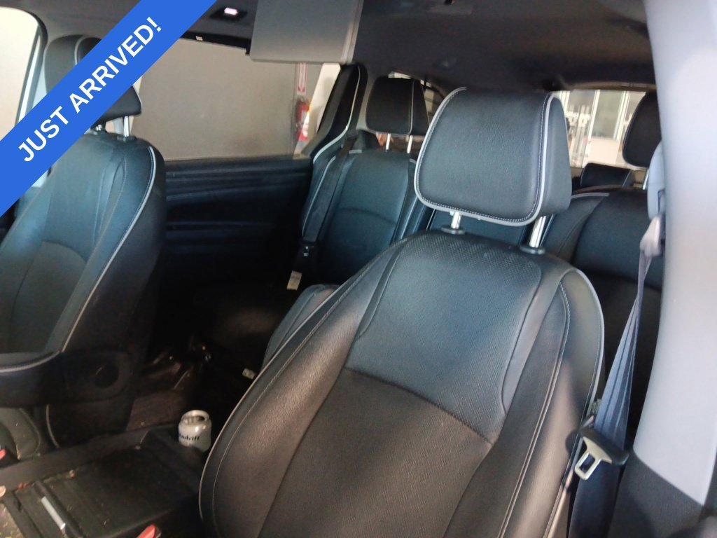 Used 2023 Honda Odyssey Elite image 6