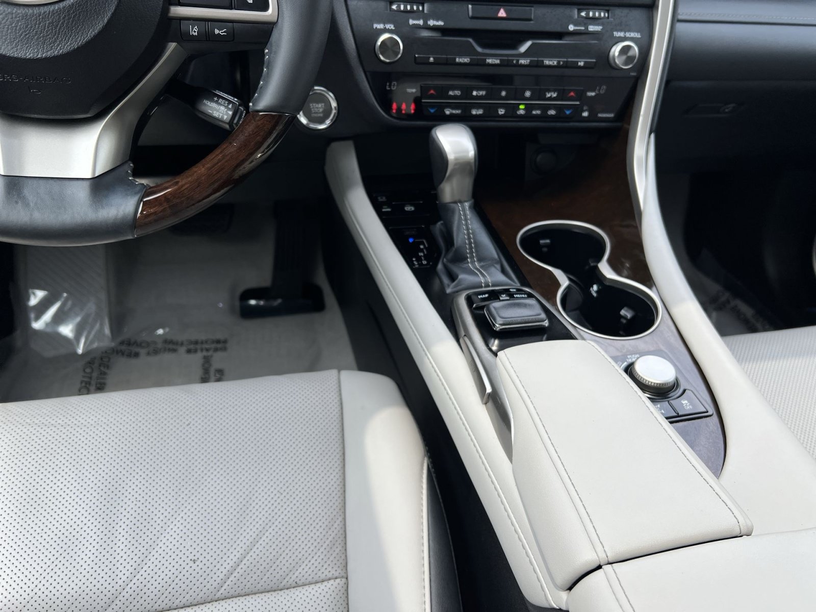 Used 2017 Lexus RX 350 AWD w/ Premium Package image 23