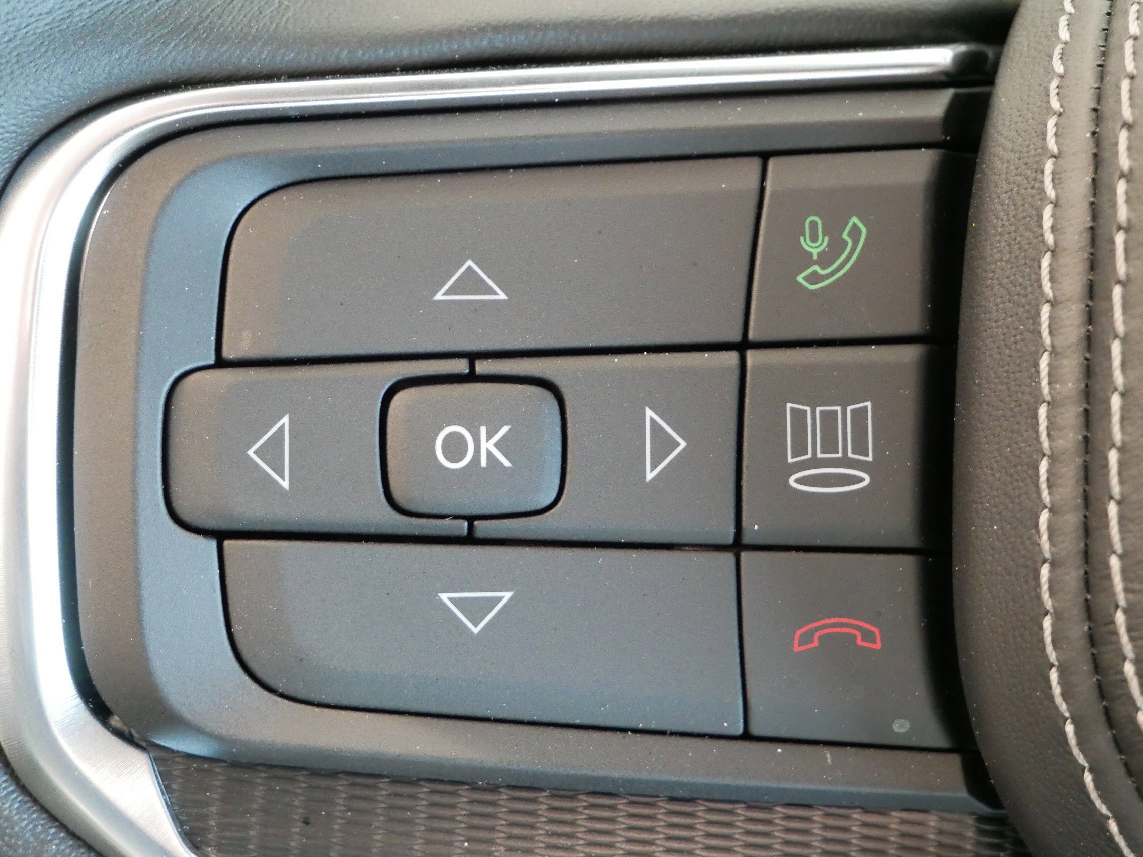 New 2026 Jeep Grand Wagoneer Summit w/ Rear Seat Video Group I image 14