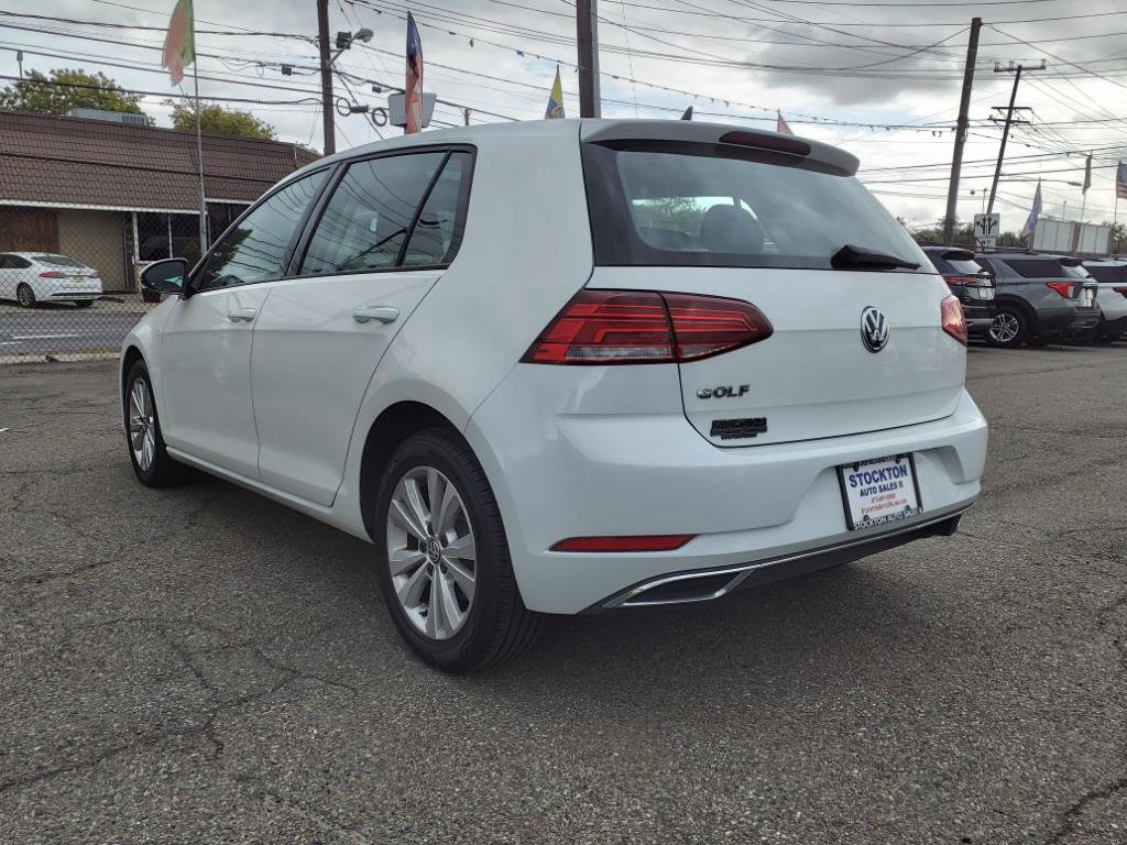 Used 2021 Volkswagen Golf 4-Door image 4
