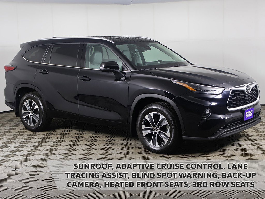 Used 2022 Toyota Highlander XLE