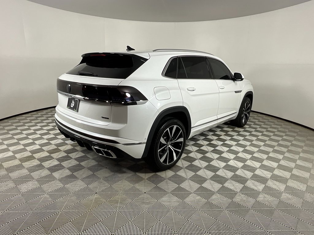 Used 2024 Volkswagen Atlas Cross Sport SEL Premium R-Line image 4