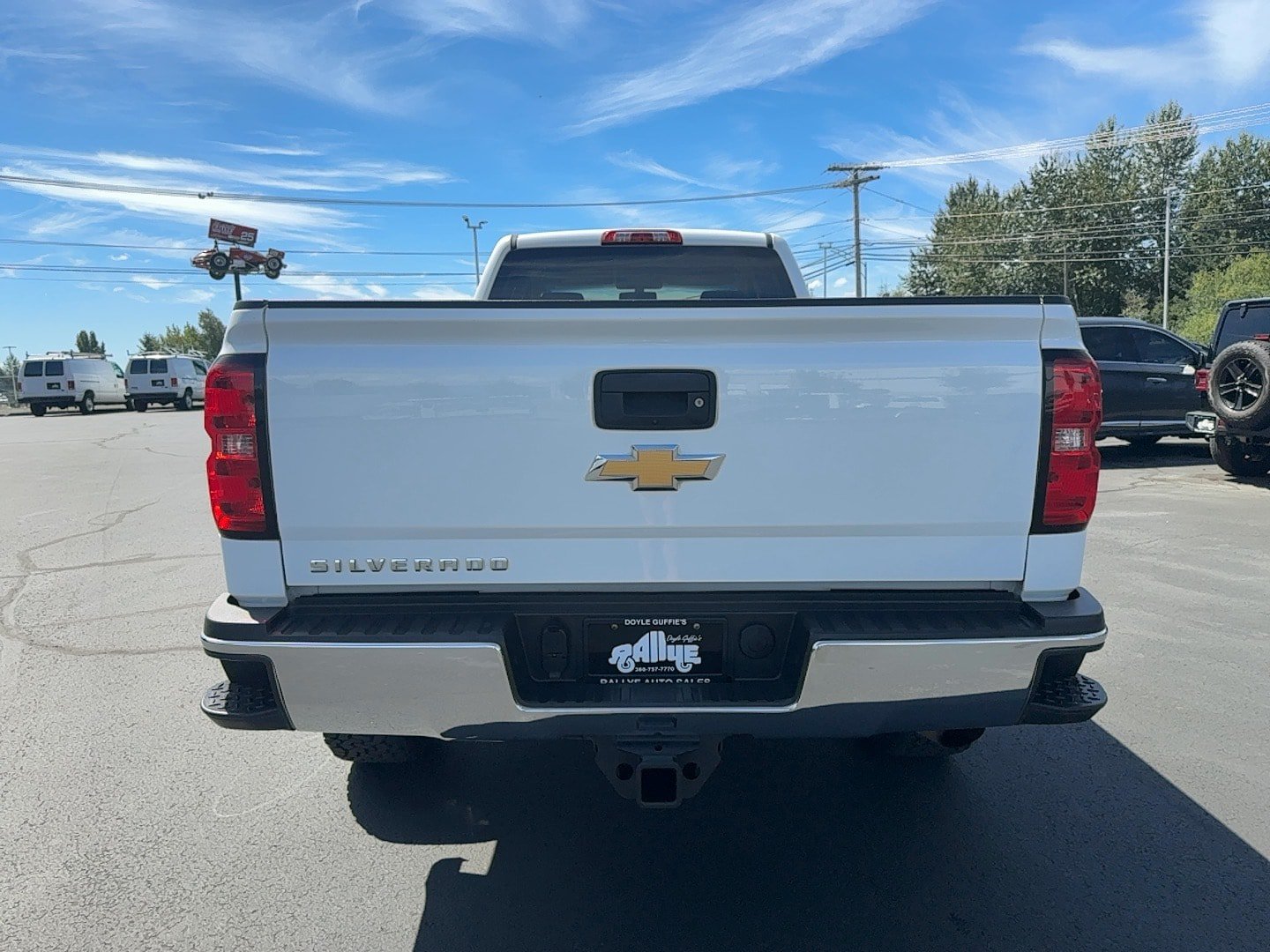Used 2017 Chevrolet Silverado 2500 W/T w/ WT Convenience Package AWD/4WD image 4