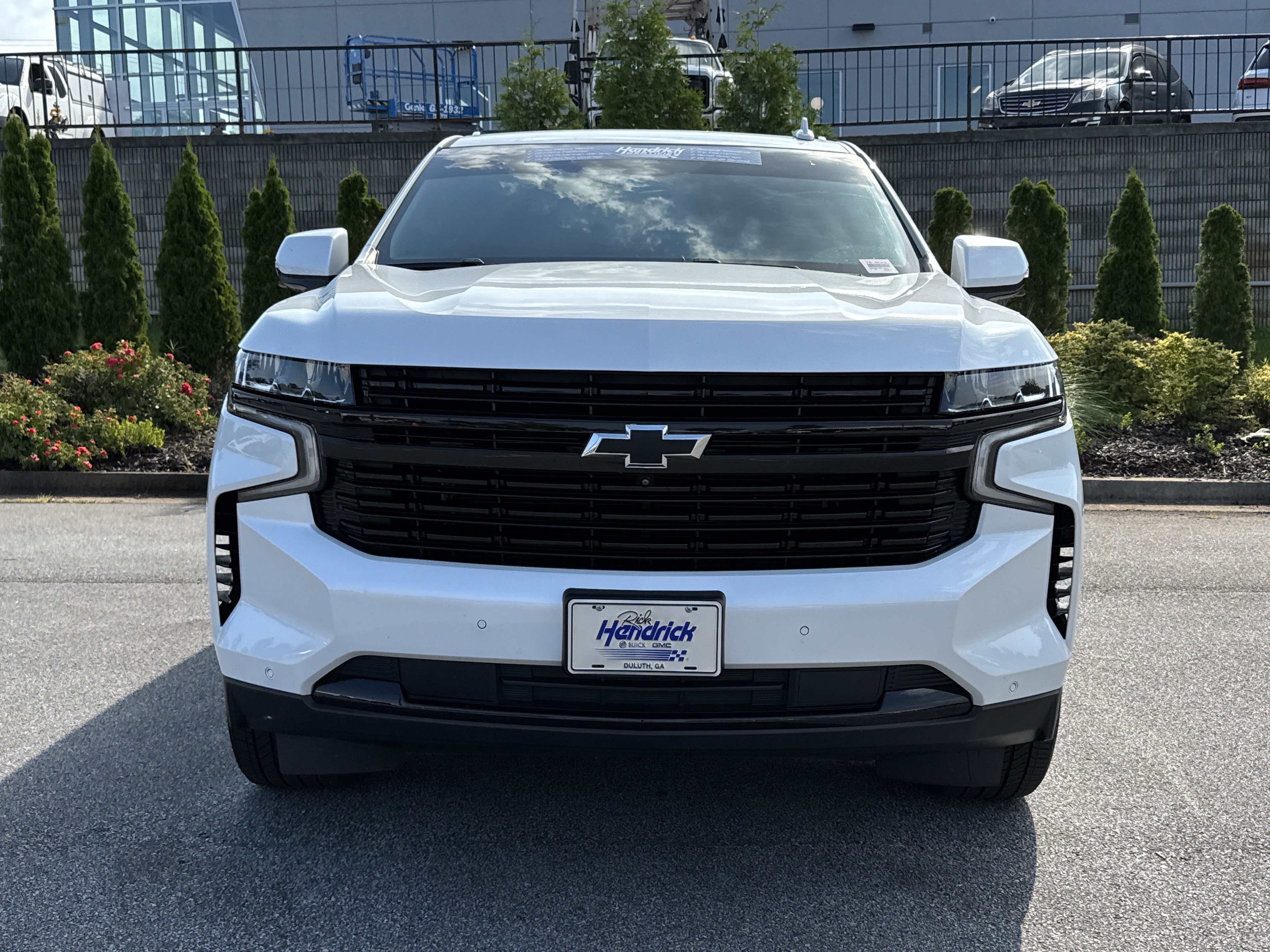 Used 2024 Chevrolet Tahoe RST w/ Luxury Package AWD/4WD image 3