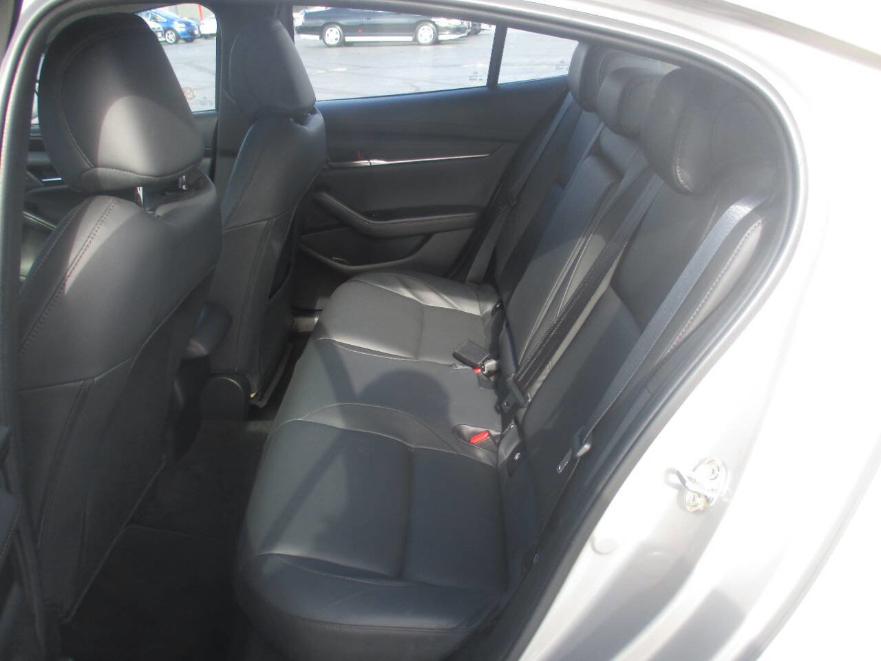 Used 2025 MAZDA MAZDA3 s image 9