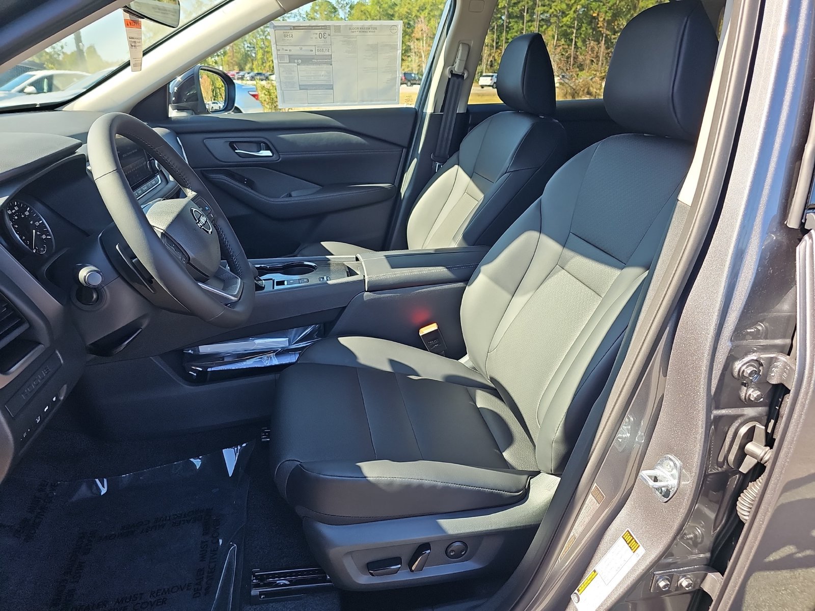 New 2027 Nissan Rogue Dark Armor FWD image 19