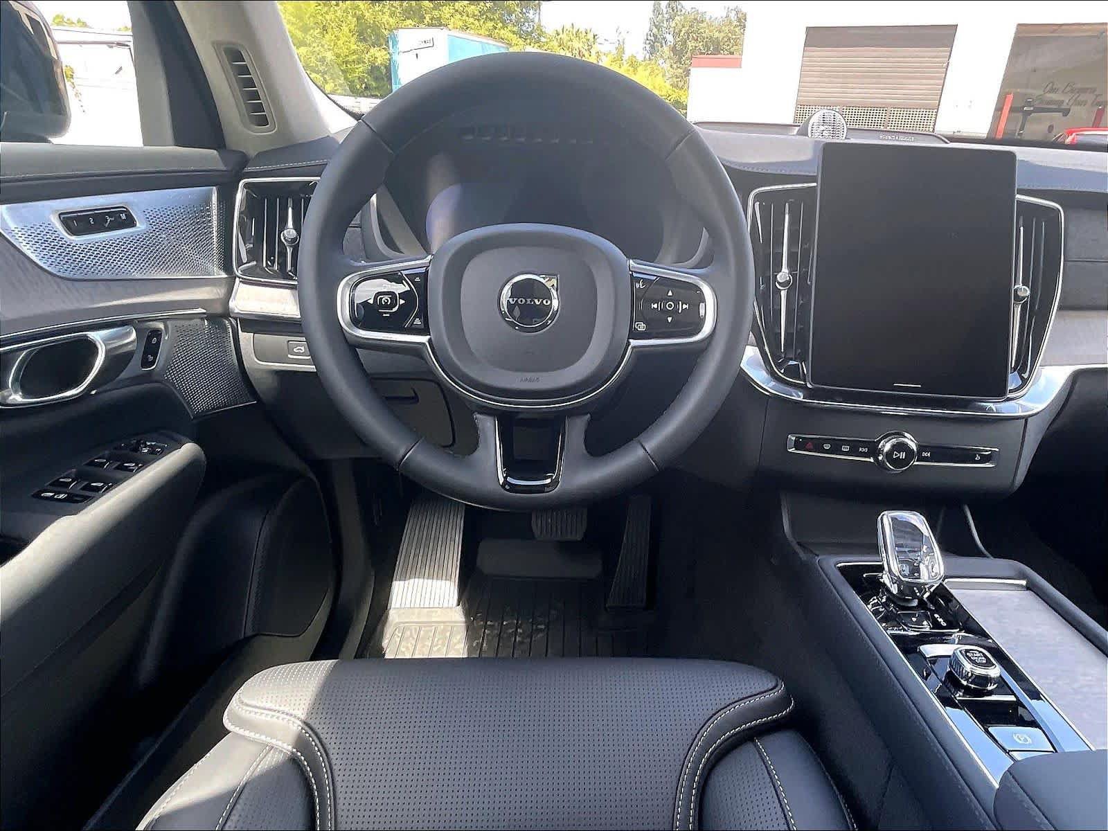 New 2027 Volvo XC90 B6 Ultra AWD/4WD image 15
