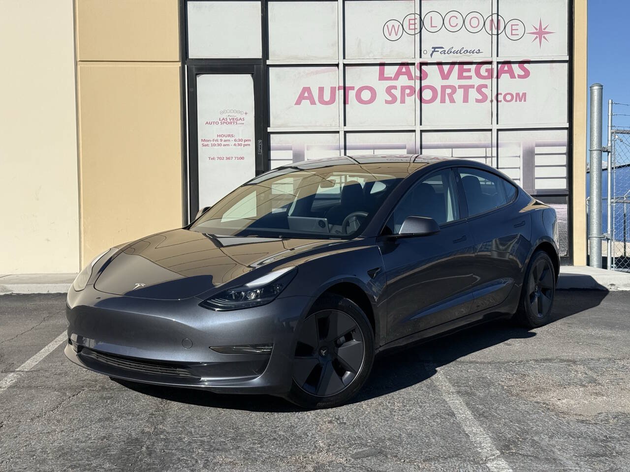 Used 2023 Tesla Model 3 Standard Range RWD image 4