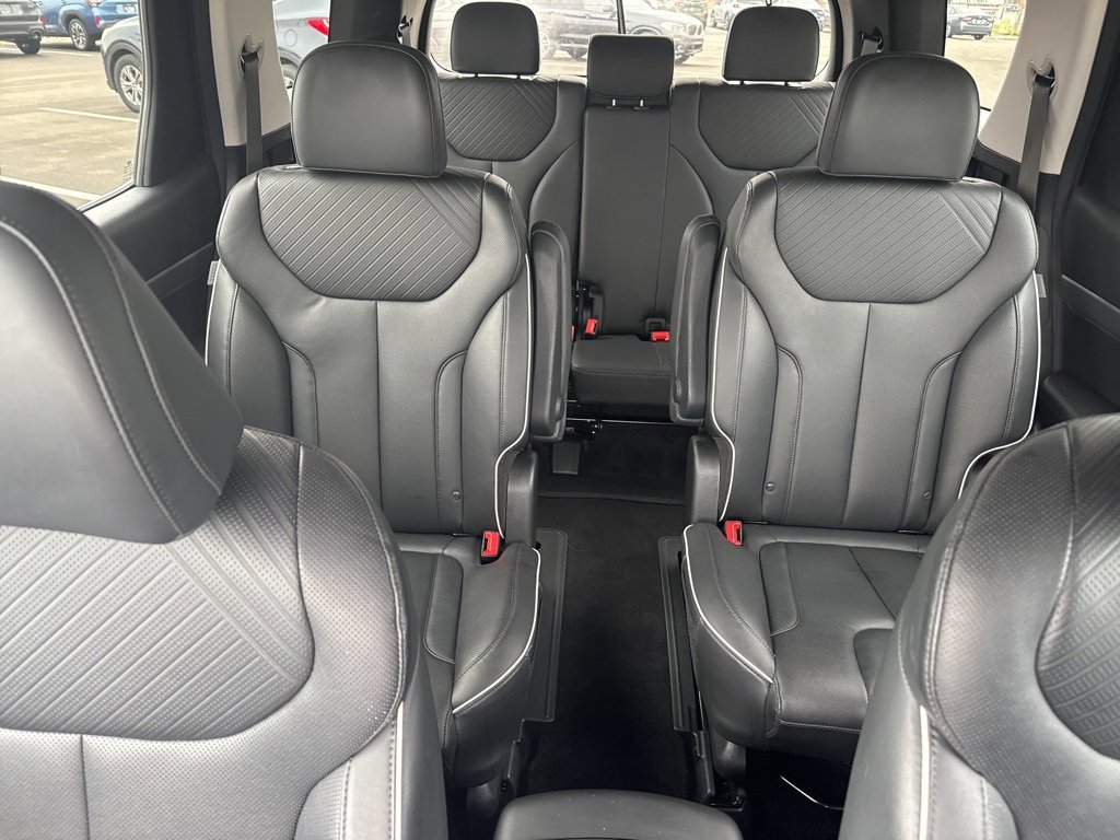Used 2024 Hyundai Palisade SEL image 19